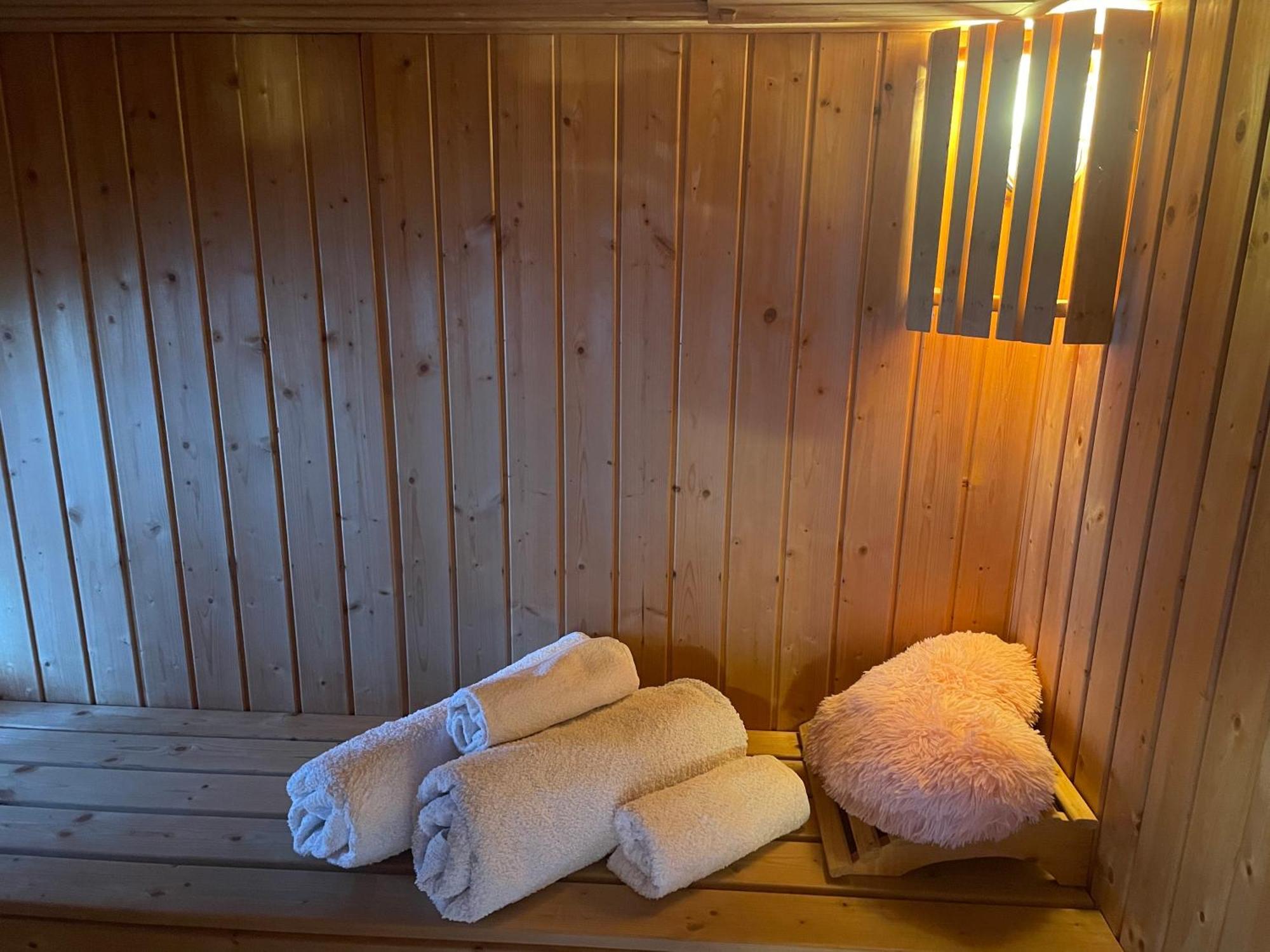 Chalet Free Sauna & Spa Superking Bed Killaloo Zewnętrze zdjęcie