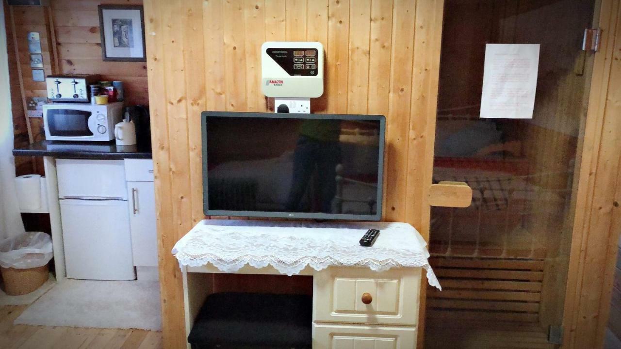 Chalet Free Sauna & Spa Superking Bed Killaloo Zewnętrze zdjęcie